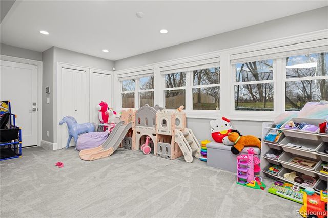 15879 Millar Road, Clinton Township, MI 48036