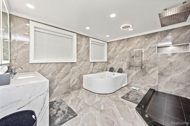 15879 Millar Road, Clinton Township, MI 48036