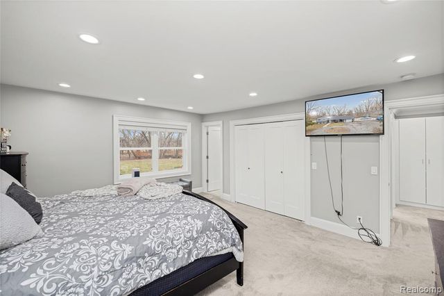 15879 Millar Road, Clinton Township, MI 48036