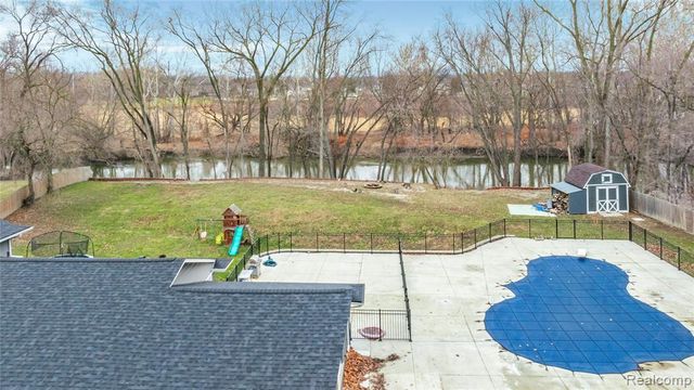 15879 Millar Road, Clinton Township, MI 48036