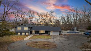 15879 Millar Road, Clinton Township, MI 48036