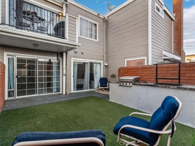 2403 Country, Santa Maria, CA 93455