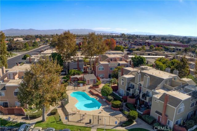 2403 Country, Santa Maria, CA 93455