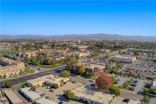 2403 Country, Santa Maria, CA 93455