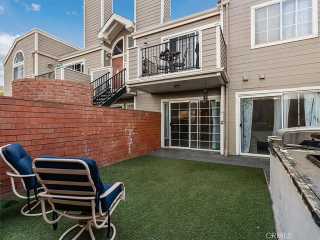 2403 Country, Santa Maria, CA 93455