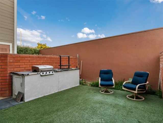 2403 Country, Santa Maria, CA 93455