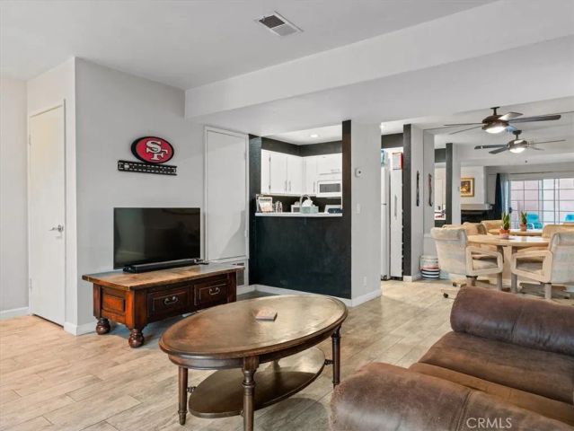 2403 Country, Santa Maria, CA 93455