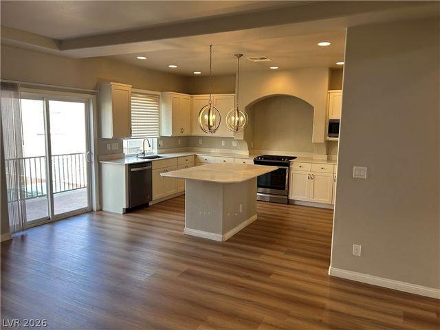 6398 Jackson Spring Road, Las Vegas, NV 89118