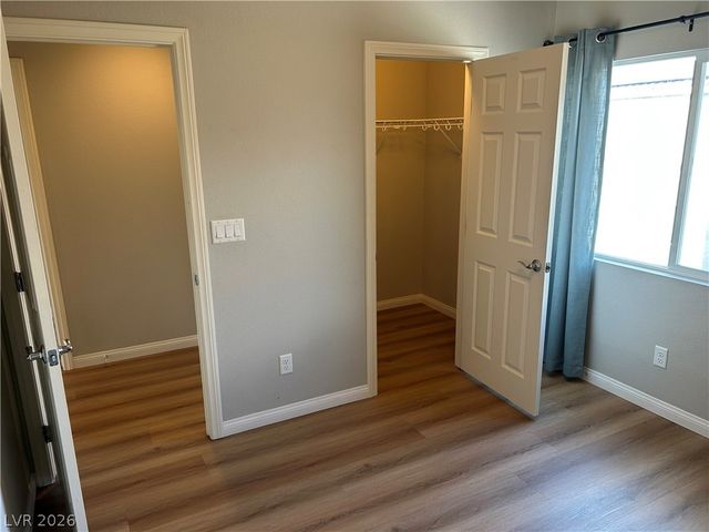 6398 Jackson Spring Road, Las Vegas, NV 89118