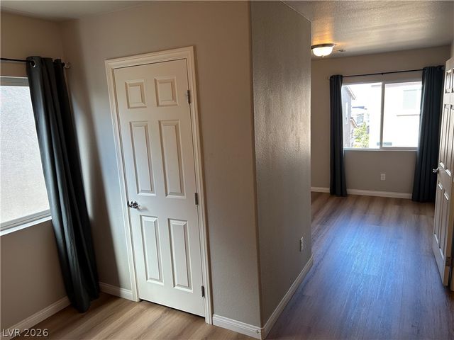 6398 Jackson Spring Road, Las Vegas, NV 89118