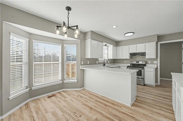 920 S 25th Street, Rogers, AR 72758