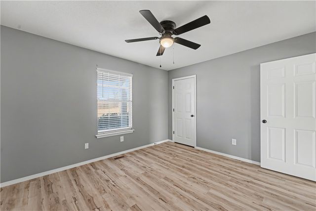 920 S 25th Street, Rogers, AR 72758