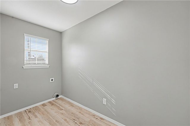 920 S 25th Street, Rogers, AR 72758