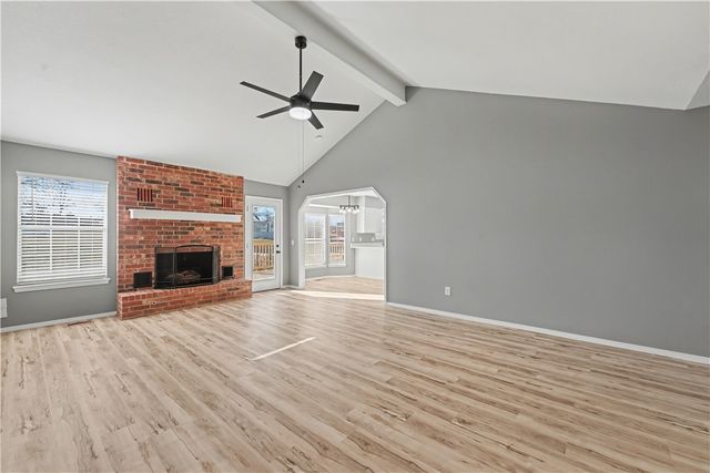 920 S 25th Street, Rogers, AR 72758