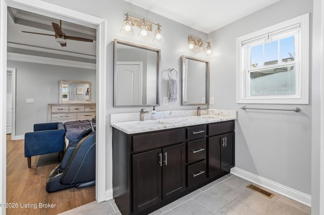 112 River Side Park Ct, Mt Washington, KY 40047