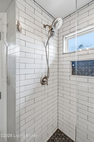 112 River Side Park Ct, Mt Washington, KY 40047