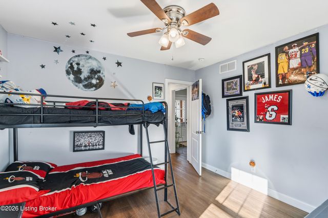 112 River Side Park Ct, Mt Washington, KY 40047