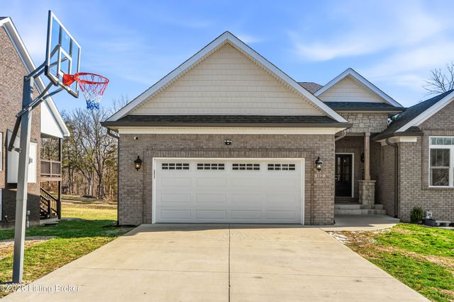 112 River Side Park Ct, Mt Washington, KY 40047