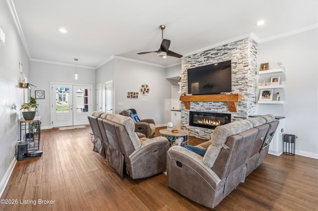 112 River Side Park Ct, Mt Washington, KY 40047