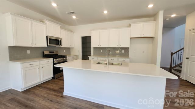 7032 Juneberry Way, Maiden, NC 28650