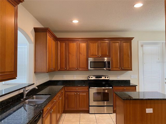 2740 SWOOP CIRCLE, Kissimmee, FL 34741