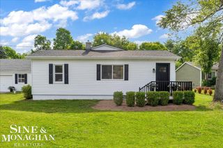 985 Fairledge Avenue, Lake Orion, MI 48362