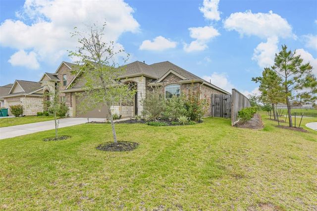 517 Pecan Landing Lane, La Marque, TX 77568