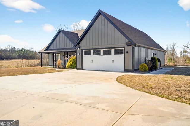 10 Last Street, Moreland, GA 30259