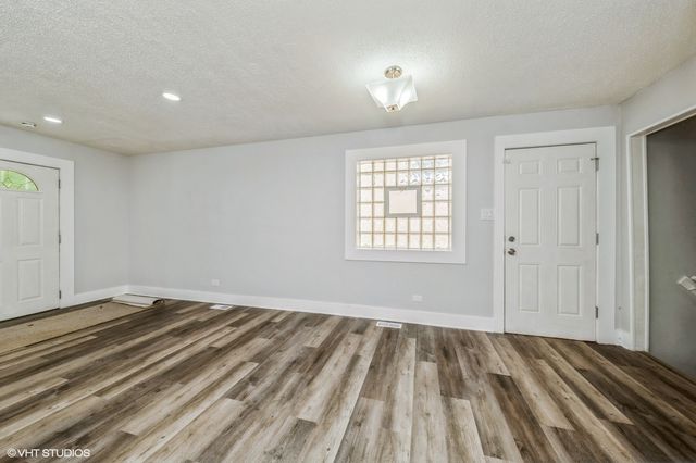 6545 S Hamilton Avenue, Chicago, IL 60636