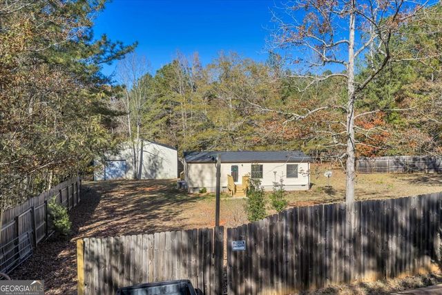 1663 Smith Road, Forsyth, GA 31029