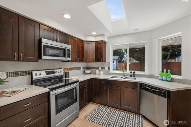 2 109th Place SE, Everett, WA 98208