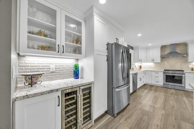 7650 Heather Rd, Fair Oaks, CA 95628