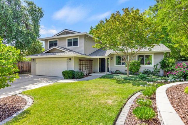 7650 Heather Rd, Fair Oaks, CA 95628
