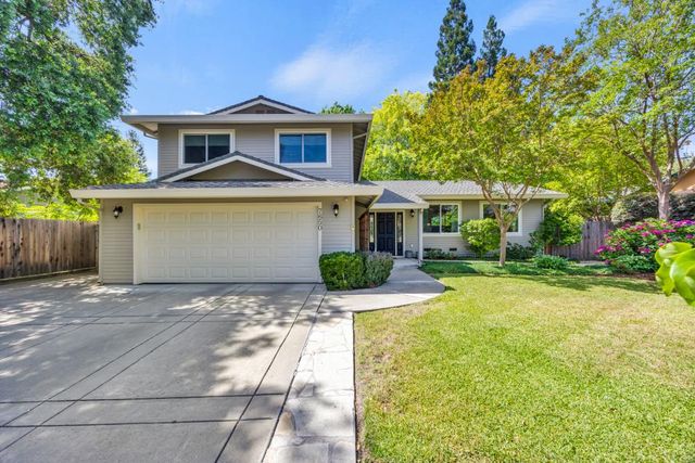 7650 Heather Rd, Fair Oaks, CA 95628