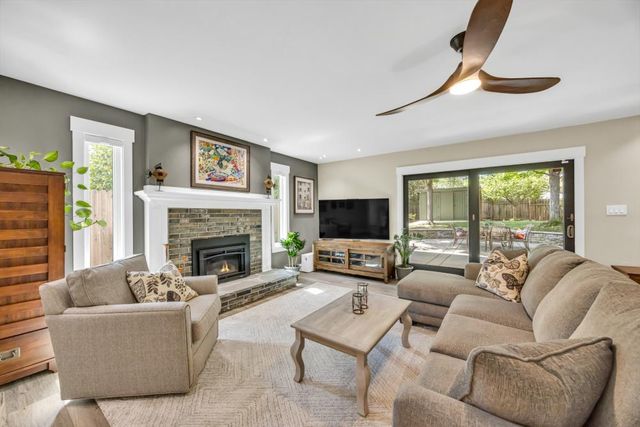 7650 Heather Rd, Fair Oaks, CA 95628