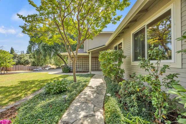 7650 Heather Rd, Fair Oaks, CA 95628