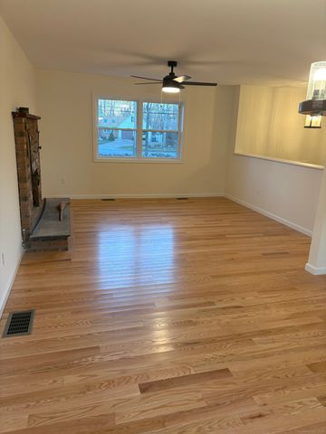 1300 OLD COLCHESTER Road, Montville, CT 06382