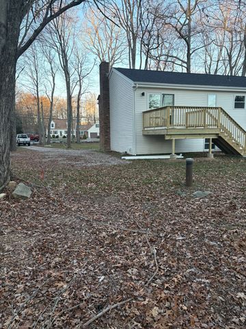 1300 OLD COLCHESTER Road, Montville, CT 06382