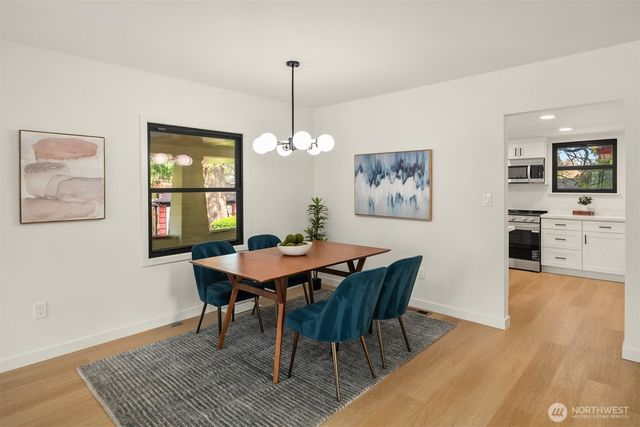 11726 10th Avenue S, Seattle, WA 98168