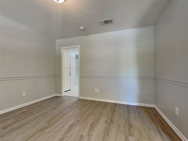 605 Thompson Drive, Saginaw, TX 76179