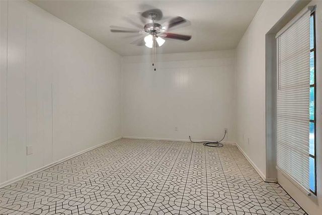 605 Thompson Drive, Saginaw, TX 76179