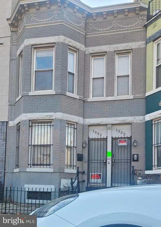 1332-A CAPITOL ST NW, Washington, DC 20002