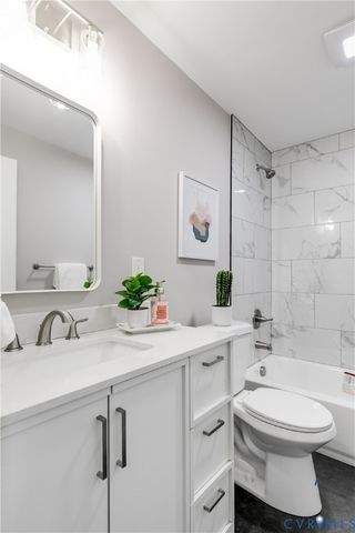 324 S 12th Ave, Hopewell, VA 23860