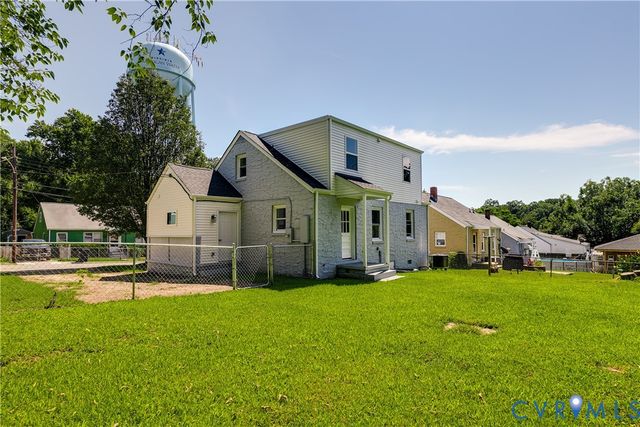 324 S 12th Ave, Hopewell, VA 23860