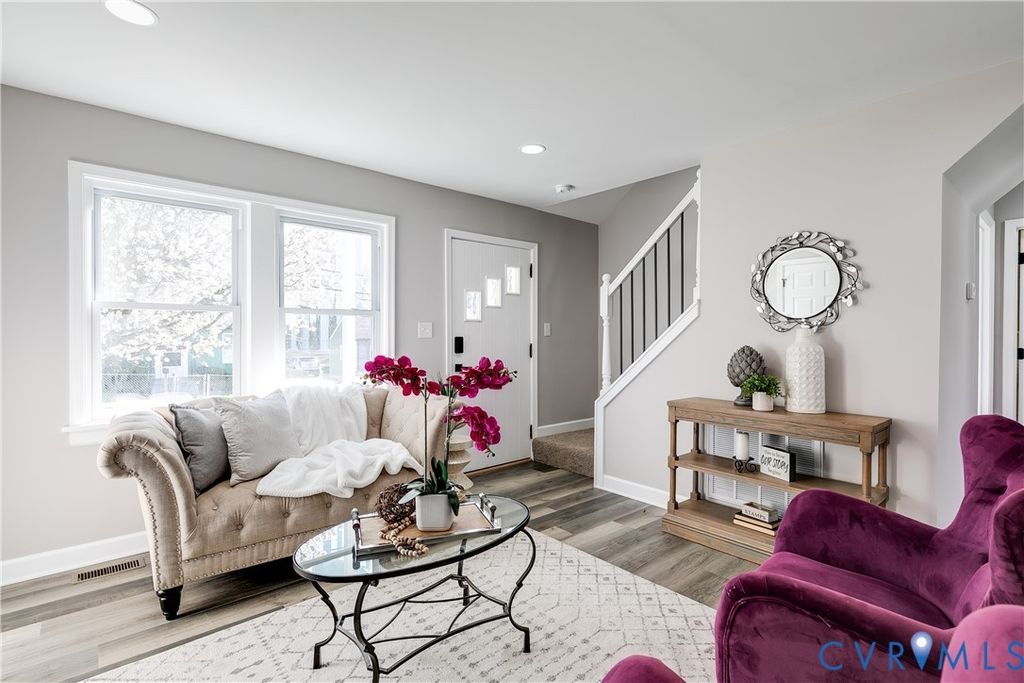 324 S 12th Ave, Hopewell, VA 23860