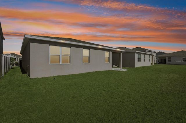 1418 FLATWOOD STREET, St Cloud, FL 34771