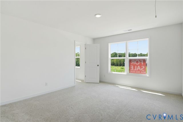4013 Robins Ridge Dr, Moseley, VA 23120
