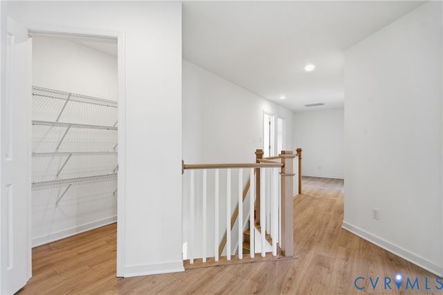 4013 Robins Ridge Dr, Moseley, VA 23120