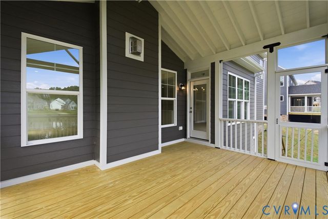 4013 Robins Ridge Dr, Moseley, VA 23120