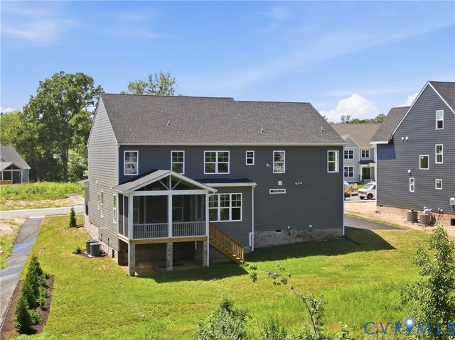 4013 Robins Ridge Dr, Moseley, VA 23120